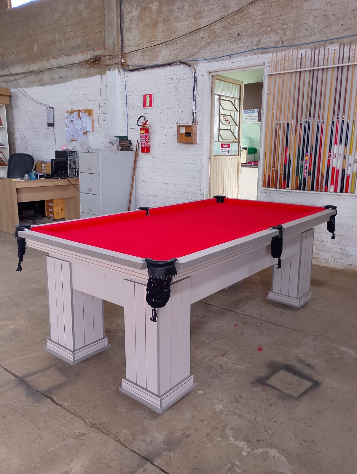 Mesa de Bilhar Cor Cinza Tecido Vermelho 1.20x2.20